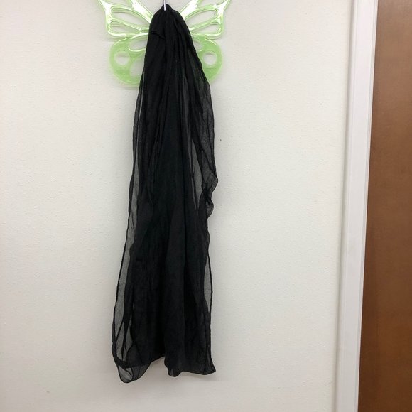 Bundle of Scarves - Picture 5 of 8